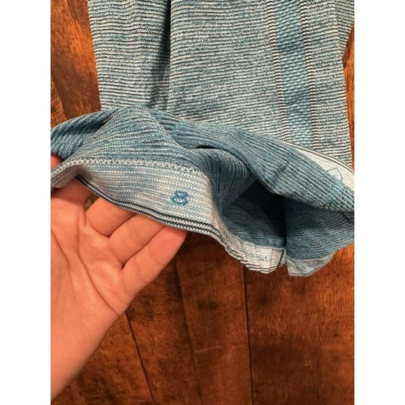 Lululemon Switch Tech Racerback Tank Blue Size 8 EUC - Picture 4 of 4